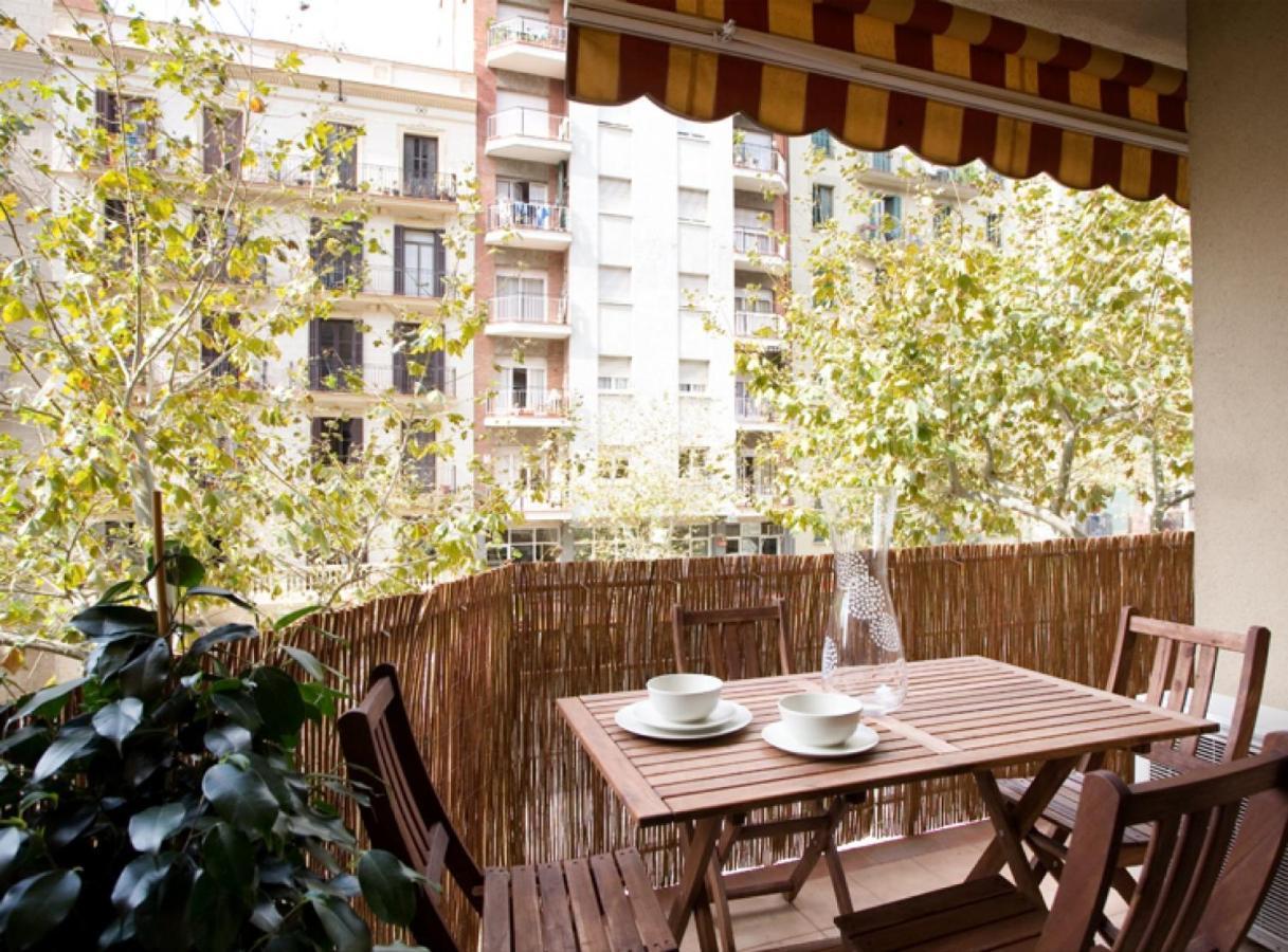 Avinguda Gaudi Apartment Barcelona Bagian luar foto
